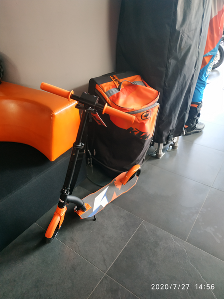 KTM Radical Scooter 3PW210023090